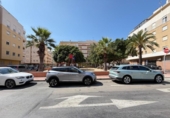 Local comercial en venta con 2800m² en Torrevieja foto