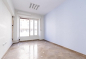 Oficina en alquiler con 180m² en Granada, en la zona de Barrio de San Antón foto