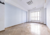 Oficina en alquiler con 180m² en Granada, en la zona de Barrio de San Antón foto