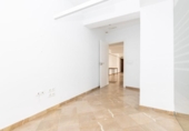 Oficina en alquiler con 180m² en Granada, en la zona de Barrio de San Antón foto