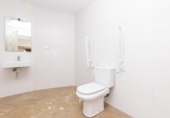 Oficina en alquiler con 180m² en Granada, en la zona de Barrio de San Antón foto