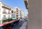Oficina en alquiler con 180m² en Granada, en la zona de Barrio de San Antón foto