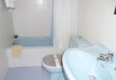 315m² hotel for sale in Pola de Lena, LE-8 photo