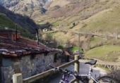 315m² hotel for sale in Pola de Lena, LE-8 photo
