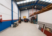 Nave Industrial en venta con 689m² en Dúrcal, Polígono San Blas foto