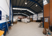 Nave Industrial en venta con 689m² en Dúrcal, Polígono San Blas foto
