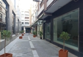 185m² commercial premises for sale in Córdoba, in the area of Santiago, Avenida del Gran Capitán photo