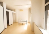 Local comercial
en venda
amb 107m² a València, a la zona de el Cabanyal-Canyamelar, Calle Vicente Brull foto