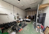 279m² commercial premises industrial for sale in Seville, in the area of Old Airport, Calle Alcayata photo