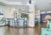 Bar
en venda
amb 110m² a Maracena, Avenida Doctor López Cantanero Ballesteros foto