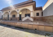 Local comercial
en venda
amb 189m² a Jerez de la Frontera, Calle Magallanes foto