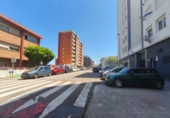 Local comercial en venta con 46m² en Santander, Calle Fernando de los Ríos foto