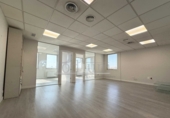Oficina
en lloguer
amb 70m² a Sevilla, a la zona de La Buhaira foto