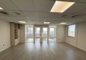 Oficina
en lloguer
amb 70m² a Sevilla, a la zona de La Buhaira foto