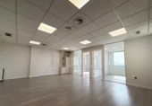Oficina
en lloguer
amb 70m² a Sevilla, a la zona de La Buhaira foto