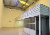 Nau Industrial
en lloguer
amb 360m² a Alcorcón foto