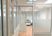 123m² bureaux pour location à Oviède, dans le quartier de Ciudad Naranco photo