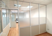 123m² bureaux pour location à Oviède, dans le quartier de Ciudad Naranco photo