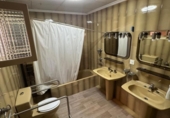 Edificio en venta con 149m² en Novelda, Calle Gabriel Miró foto
