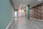 55m² commercial premises for sale in Armilla, Calle Cervantes photo