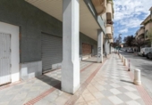 222m² commercial premises for sale in Atarfe, Calle Aixa photo