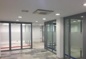 232m² office for sale in Córdoba, in the area of Santiago, Calle Reyes Católicos photo