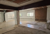 Local comercial
en venda
amb 80m² a Esparreguera, Carrer de Pau Font foto
