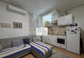 Local comercial en venta con 18m² en Torremolinos, Calle Colegial foto