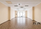 Local comercial Industrial en venta con 179m² en Burjasot, Calle Teodoro Llorente foto