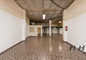 Local comercial Industrial en venta con 179m² en Burjasot, Calle Teodoro Llorente foto