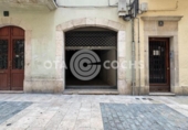 134m² commercial premises for sale in Reus, in the area of Old Town, Carrer d'Aleus photo