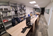 Nave Industrial en venta con 450m² en Albacete, Calle María de Zayas foto