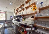 Bar en venta con 157m² en Valencia, en la zona de la Fuente de San Luís, Calle del Actor Antonio Ferrandis foto