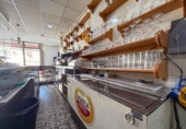 Bar en venta con 157m² en Valencia, en la zona de la Fuente de San Luís, Calle del Actor Antonio Ferrandis foto