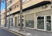 Local comercial en venta con inquilinos con 477m² en Torrevieja foto