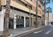 Local comercial en venta con inquilinos con 477m² en Torrevieja foto