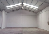 Nau
en lloguer
amb 400m² a Sevilla foto