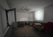 Local comercial en venta con 374m² en Mont-roig del Camp foto