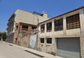Local comercial en venta con 374m² en Mont-roig del Camp foto