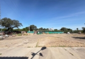 Nave Industrial en venta con 300m² en Badajoz foto