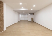 84m² commercial premises for sale in Granada, in the area of Boquerón Neighborhood, Calle Nueva del Santísimo photo