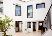 Edificio en venta con 317m² en Denia foto