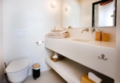 Edificio en venta con 317m² en Denia foto