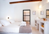 Edificio en venta con 317m² en Denia foto
