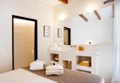 Edificio en venta con 317m² en Denia foto