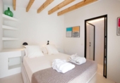 Edificio en venta con 317m² en Denia foto