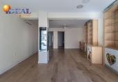 Local comercial
en venda
amb 64m² a Granada, a la zona de Casillas Baixes, Plaza de las Palomas foto