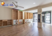 Local comercial
en venda
amb 64m² a Granada, a la zona de Casillas Baixes, Plaza de las Palomas foto