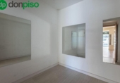 Local comercial
en venda
amb 64m² a Granada, a la zona de Santa Adela, Calle Flandes foto