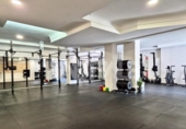 Local comercial en venta con 152m² en Valencia, en la zona de Ayora, Avenida del Puerto foto
